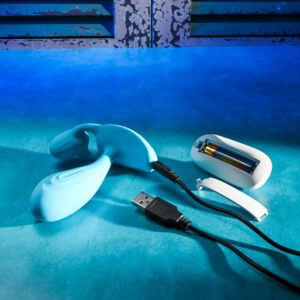Gender X WEAR ME OUT - Blue 11.1 cm USB Rechargeable Wearable Vibrator with Wireless Remote
